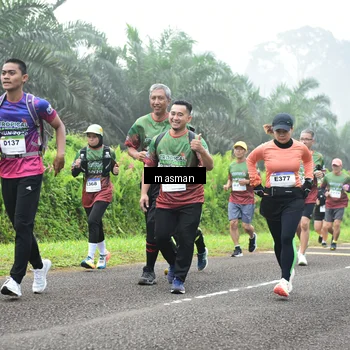 Runner Photo 7362814