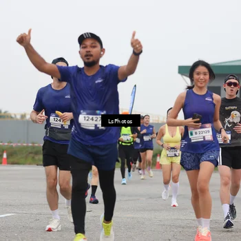Runner Photo 7362899