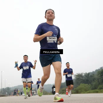 Runner Photo 7362979