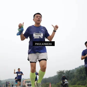 Runner Photo 7363049
