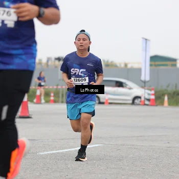 Runner Photo 7363076
