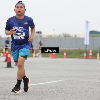Runner Photo 7363080