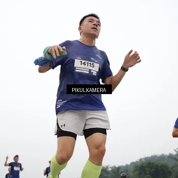 Runner Photo 7363102