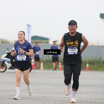 Runner Photo 7363115