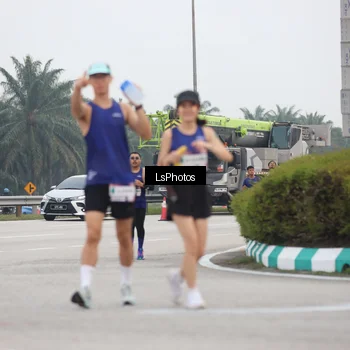 Runner Photo 7363352