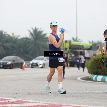 Runner Photo 7363365