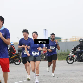 Runner Photo 7363473