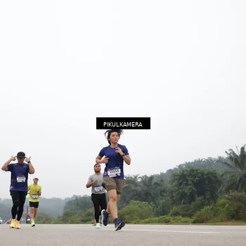 Runner Photo 7363536