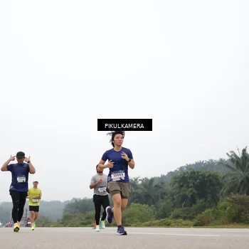 Runner Photo 7363540