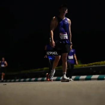 Runner Photo 7363549