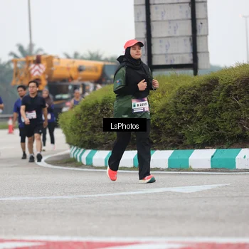Runner Photo 7363550