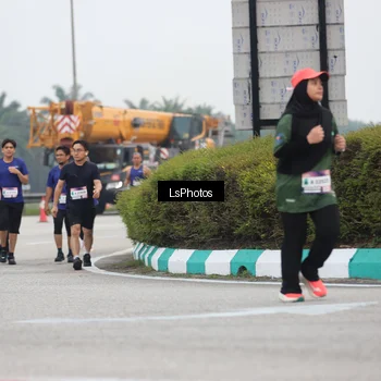 Runner Photo 7363553