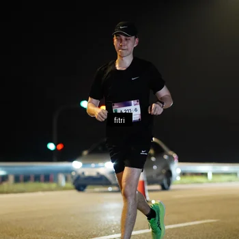 Runner Photo 7363647