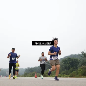 Runner Photo 7363650