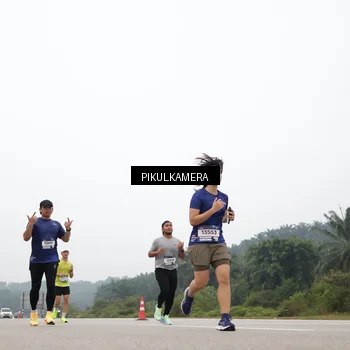 Runner Photo 7363665