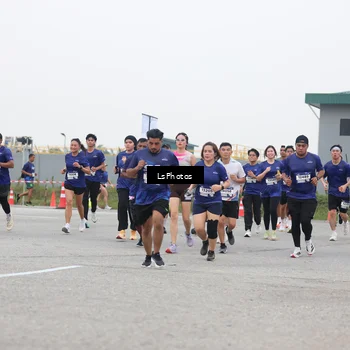 Runner Photo 7363705