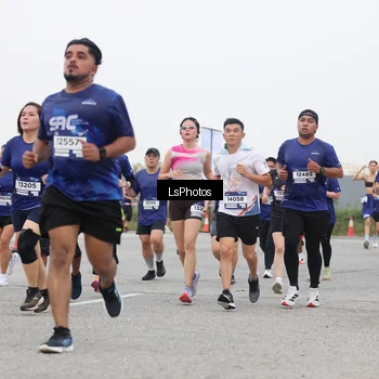Runner Photo 7363743
