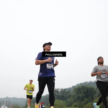 Runner Photo 7363852