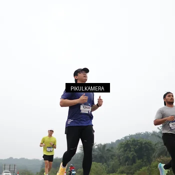 Runner Photo 7363928