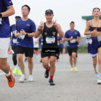 Runner Photo 7363929