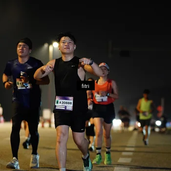 Runner Photo 7363943