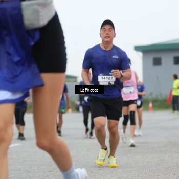 Runner Photo 7363945