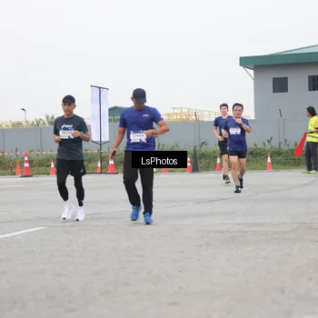 Runner Photo 7364091