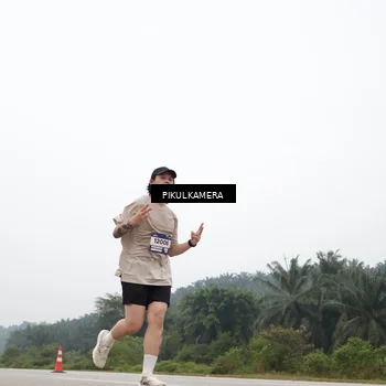 Runner Photo 7364105