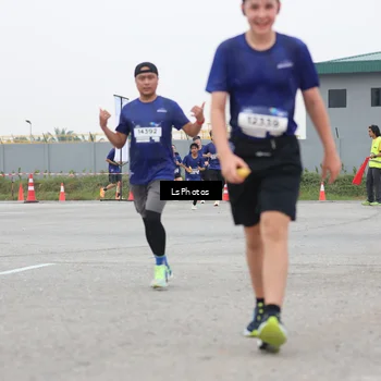 Runner Photo 7364140