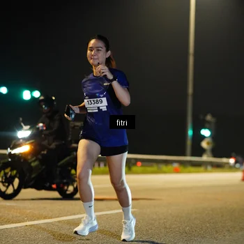Runner Photo 7364187