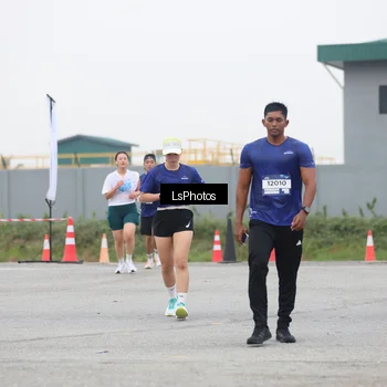 Runner Photo 7364237