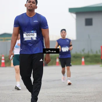 Runner Photo 7364256