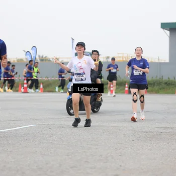 Runner Photo 7364290