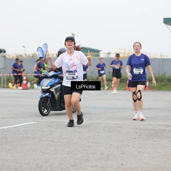 Runner Photo 7364295