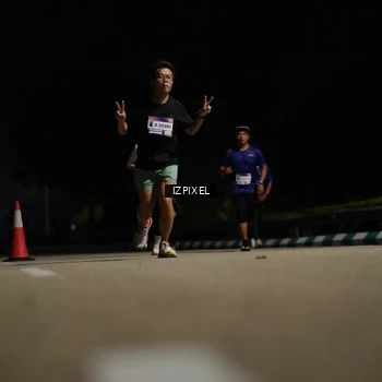 Runner Photo 7364298