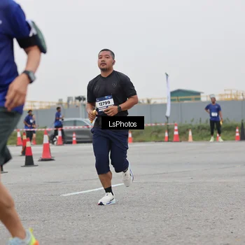 Runner Photo 7364349