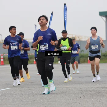 Runner Photo 7364357