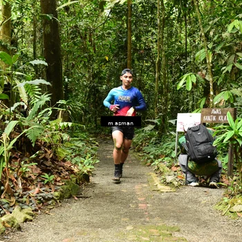 Runner Photo 7364359