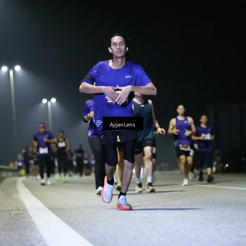 Runner Photo 7364400