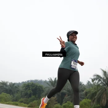 Runner Photo 7364504