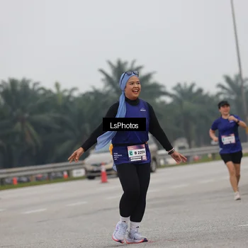 Runner Photo 7364527