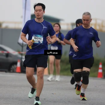 Runner Photo 7364663