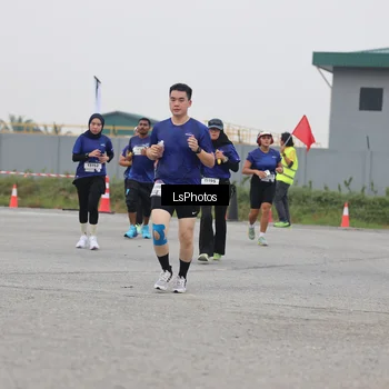 Runner Photo 7364754