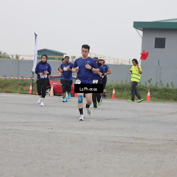 Runner Photo 7364759