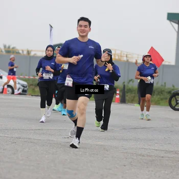 Runner Photo 7364768
