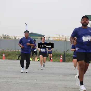 Runner Photo 7364840