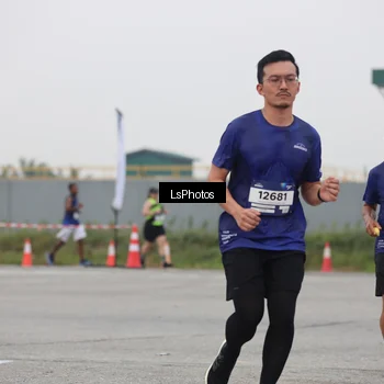 Runner Photo 7364888