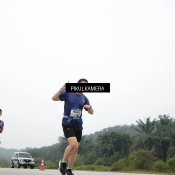 Runner Photo 7364900
