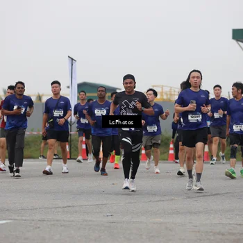 Runner Photo 7364908