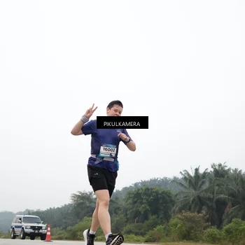 Runner Photo 7364909